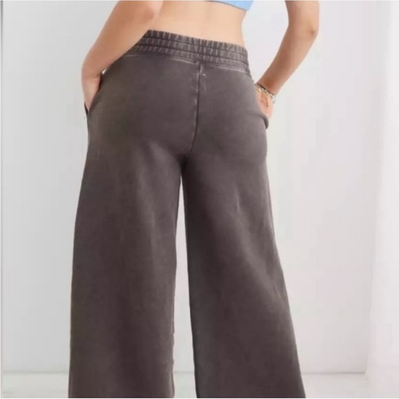 Aerie Skater Wide Leg Sweatpants Size Small - Picture 3 of 15